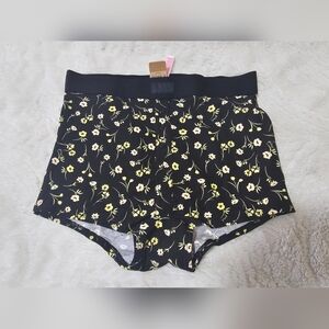 NWT VS PINK Floral Black and Yellow High-Waisted Boy Cut Underwear💛 (Medium) 🖤